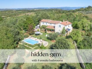 Villa Giselle - 0