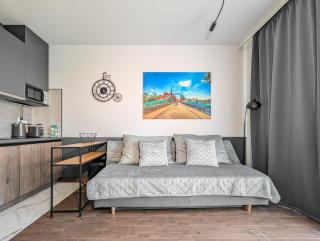 MicroHome Promenady Two-Level Apartment by BookingHost - Breslavia - 3