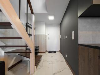 MicroHome Promenady Two-Level Apartment by BookingHost - Breslavia - 2