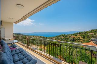 Peaceful Hilltop Apartment with Balcony & Sea View - Eretria - 0