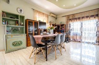 Peaceful Hilltop Apartment with Balcony & Sea View - Eretria - 4