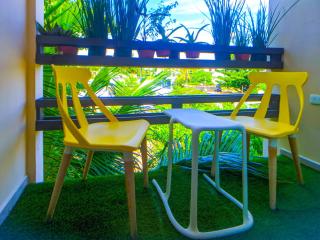 Over 1600 Five-Stars I 500m to Award Winning Beach l King Bed Pool Patio Gym Perks 3531 - Playa del Carmen - 5