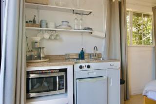 30 PCT OFF! Malibu Charming Suite, Ocean View, King Bed - Malibu - 5