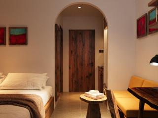 La VIE est Belle Design Hotel-Bui Vien Street-Beer-Rooftop Bar-24-7 Reception - Ho Chi Minh-stad - 1