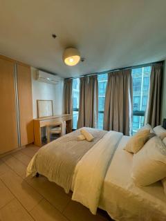 Modern Nordic 1BR Big Queen Bed Uptown BGC - Manila - 1