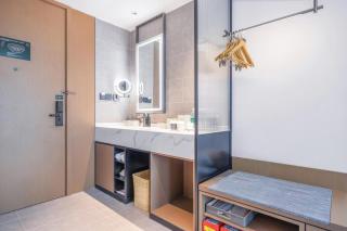 Atour Hotel Jinan Jingshidong Road Medicine Valley - 3