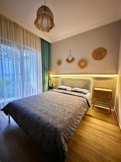 Green Roof Villa - Sea View & Large Garden - - 3