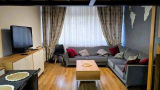 Modern & Bright Studio Apartment - Tirana - 5