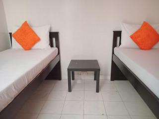 HalfWay House Hostel Mactan Cebu Airport - Mactan - 8