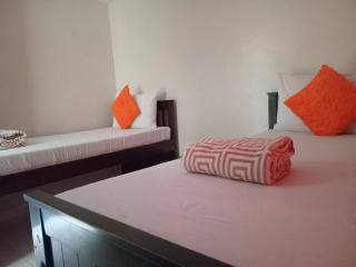 HalfWay House Hostel Mactan Cebu Airport - Mactan - 9