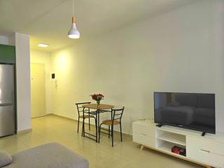 Durres Beachfront Apartment 083 - Durazzo - 6
