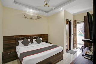 Hotel O COZY RETREAT - Noida - 8
