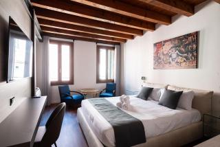 GuestHost - Santo 86 Luxury Rooms - 5