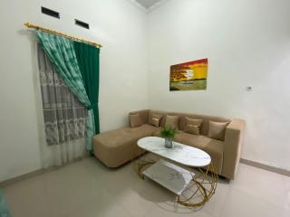 Himawari House Pekanbaru - Palas - 8