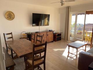 Le Clos des Cigales 3 étoiles OT vue mer 180 avec Parking du samedi au samedi - Bandol - 1