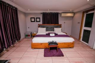 Elegance Suites Hotels - Lagos - 1
