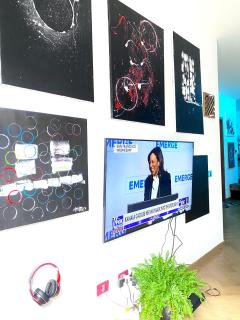 Art gallery guest house - Tirana - 0