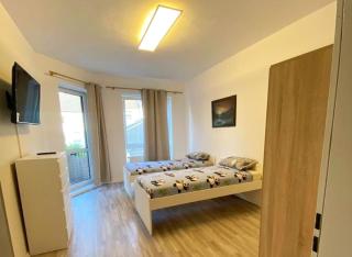 Spacious Apartment with Balcony in Duisburg - Duisburgo - 1