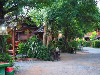 บ้านพัก ญาวีร์ เฮาส์ - 0