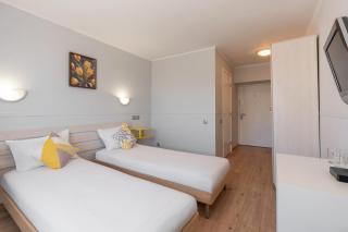 Apart Hotel Tomo FREE PARKING - Riga - 2