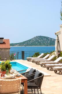 Spacious new villa with pool above the pristine beach - FIRST SEASON PRICING!!! - Prvić Šepurine - 1