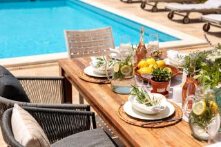 Spacious new villa with pool above the pristine beach - FIRST SEASON PRICING!!! - 3