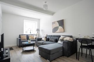 Camneth House - Larkhall - 9
