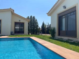West Pool House - Kineta - 0