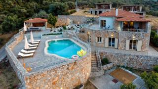 Aether Panorama Pool Retreat - Epáno Epídhavros - 0