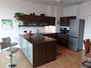 Exklusive Wohnung nur 2 Minuten ins Zentrum - Sankt Veit an der Glan - 4