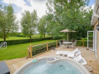 2 Luckington Stables-W8322 - Holcombe - 0