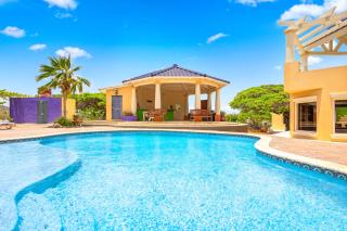 Luxury 6BR Nature Retreat Carpe Diem by Bocobay - Cashero - 4