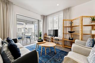 The Waterfront Suites 2 Bedroom - 5