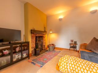 Charming Garden Retreat in Stafford Pass the Keys - Stafford - 0