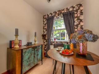 Charming Garden Retreat in Stafford Pass the Keys - Stafford - 1