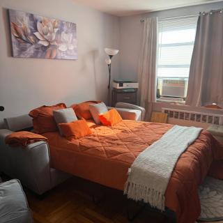 Welcome to New Rochelle Studio - New Rochelle - 1