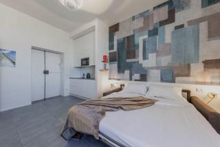 Central Station Design Suites - B Home - 6