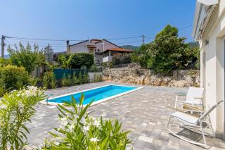 Apartment in Villa Marealto with pool, garage and seaview - Ičići - 8