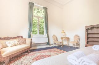 Villa Thor: A Majestic 100-Year-Old Manor - Genk - 2