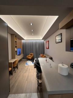 Diamond in City Luxury Suites - Accra - 5