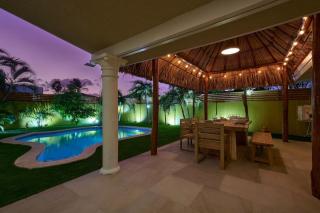 Luxury Villa with Pool Hidden Gem by Bocobay - 8