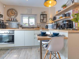 Pass the Keys Stylish Tranquil Studio Villa in Calahonda - 5