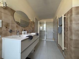 Les continents maison spacieuse rénovée 4 belles chambres parking privatif terrasse à 5 mn à pied tous commerces et 20 mn plage Omaha Beach - Le Molay-Littry - 5