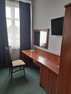 Pokoj dwuosobowy z łazienka osobne łózka - Tomaszów Mazowiecki - 3