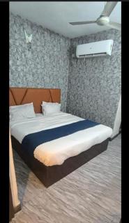 Hotel hill five - 8