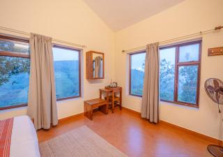 Aruvi Mountain Villa Vagamon - Pet Friendly Nature Stay by VOYE HOMES - 6