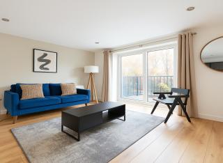 2 Bed Apartment in Lewisham - London - 1