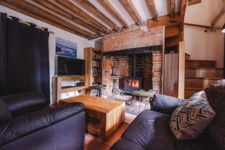 Beautiful dog friendly cottage 5 minute walk to beach - Sea Palling - 5