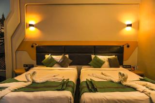 THE CENT HOTEL - Hyderabad - 6