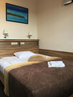 Hotel Ambasada - Krobia - 9